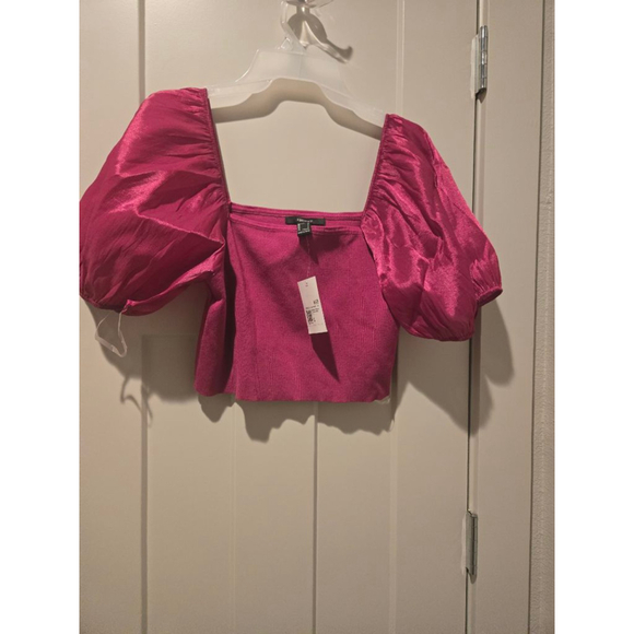 Forever 21 Tops - Women's FOREVER 21 Fuchsia Ribbed Puff Sleeve Crop Top L